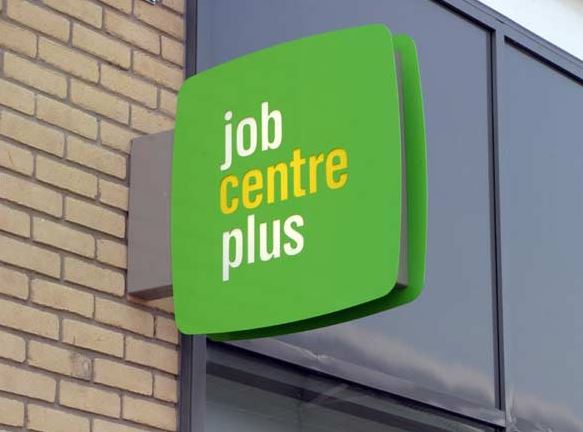 JoCorneyDWP's tweet image. Hull Stagecoach attended #HullJCP to promote their current trainee bus driver recruitment campaign. Jobcentre customers will shortly be receiving a questionnaire asking them whether they would be interested in finding out more about this exciting   opportunity! #NEYH #DWProud