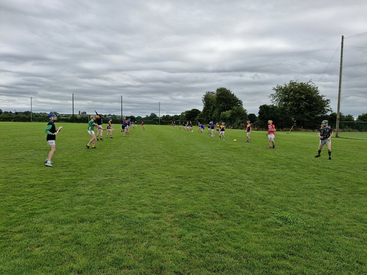 JJDoyle1's tweet photo. Today we had our 2nd @OfficialWexGAA @WhizzyInternet #Modelacademy session for U14 and U15 boys who didn't make our squads this year. Great to have nearly 70 boys showing such commitment and no shortage of talent #hurlawayeveryday ππ https://t.co/e67t3M5L4t