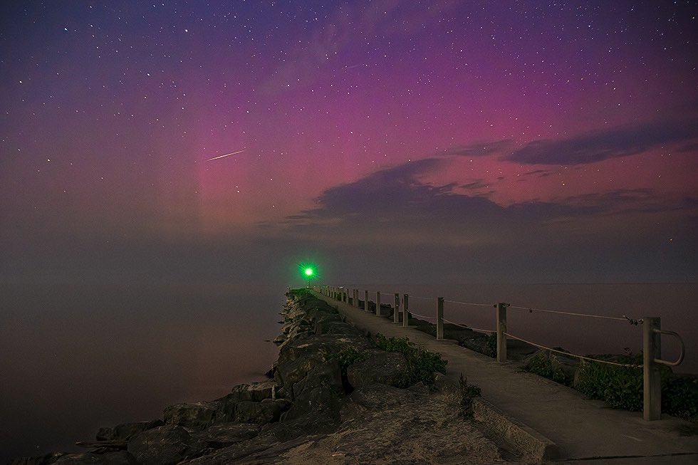 Light show last night over the Lake in Webster with meteor
The haze was incredibly thick. 
<a href="/john_kucko/">John Kucko</a> <a href="/wxbywilliams/">Kevin Williams</a> <a href="/wnywxguy/">Josh Nichols</a> <a href="/scotthetsko/">𝕊ℂ𝕆𝕋𝕋 ℍ𝔼𝕋𝕊𝕂𝕆</a> <a href="/EricSnitilWx/">Eric Snitil</a> <a href="/JamesGilbertWX/">James Gilbert</a> <a href="/WHEC_SPensgen/">Stacey Pensgen</a> <a href="/SPACEdotcom/">SPACE.com</a> <a href="/AccuAstronomy/">AccuWeather Astronomy</a> <a href="/WeatherGeeks/">Weather Geeks</a> <a href="/WeatherNation/">WeatherNation</a> <a href="/AstronomyMag/">Astronomy Magazine</a>