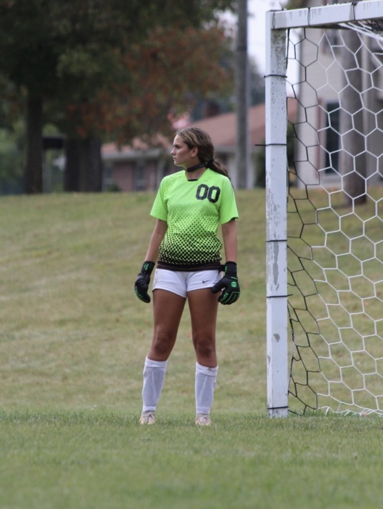 My story on Oak Hill star goalkeeper/<a href="/Earlham_WSoccer/">Earlham_WSoccer</a> and <a href="/EarlhamWBB/">Earlham WBB</a> commit <a href="/lizgodfrey33/">Liz Godfrey</a> 🦅⚽️🏀💙💛 <a href="/OakHillAthletic/">Oak Hill Athletics</a> <a href="/Oak_soccer/">Oak Hill Girls Soccer</a> <a href="/LadyEaglesOH/">Oak Hill Lady Eagles Basketball</a> <a href="/OHEagleSoftball/">Oak Hill Softball</a>  <a href="/MidwestExplosi1/">Midwest Explosion</a> <a href="/ProspectShowcse/">Prospect_ShowcaseWBB</a> <a href="/jayleehubble/">Jaylee Hubble</a> <a href="/LesleyGodf4434/">Lesley Godfrey</a> <a href="/gracewill26/">Grace Williams 🧤</a> <a href="/VRosswurm/">Vanessa Rosswurm</a> <a href="/OliviaHill_KZ/">Olivia Hill</a>