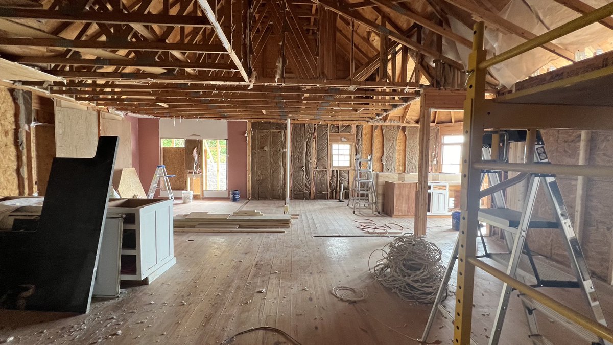 curly_tea's tweet photo. July 22, 2024. Photos of two months progress. Living/Dining/Kitchen pics to compare to previous post. #LakeHouse #Renovation https://t.co/9zgifyJucu