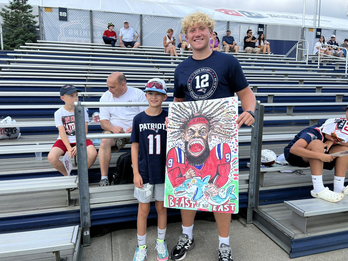 Hunter Matteson (Dartmouth, Mass) and his cousin Grayson Laflamme (Plainville,
Mass.) are hoping to see Matthew Judon today … but after yesterday, they realize it is unlikely.