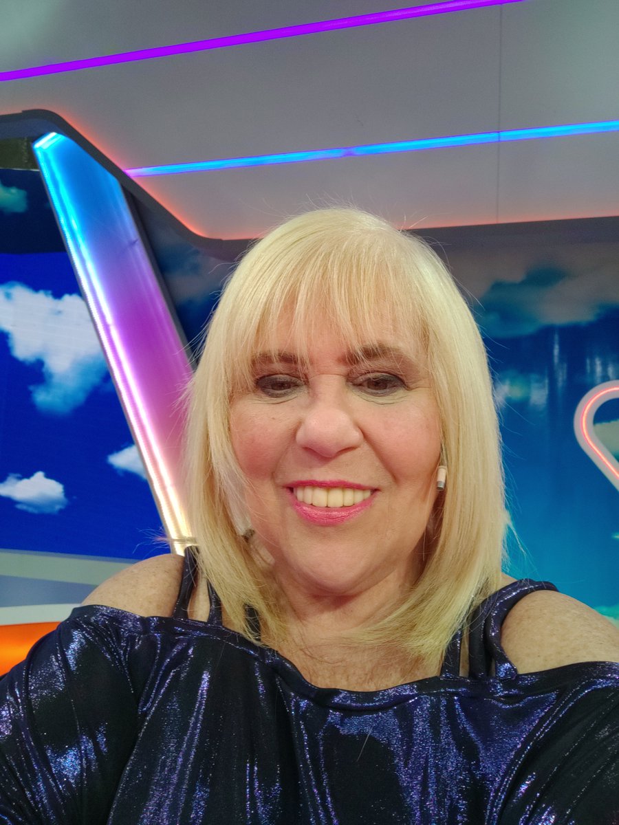 Laura Ubfal tweet media