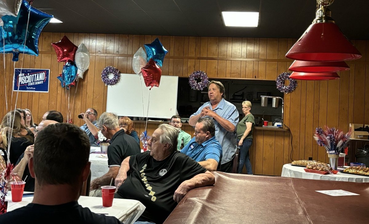 PisciottanoPA's tweet photo. It was great to see so many old friends and meet new ones from Clairton, Port Vue, Elizabeth Boro, Elizabeth Twp, Versailles, Glassport, Liberty, Lincoln, and West Elizabeth last night at our Mon Valley meet and greet! https://t.co/Srub2b7HZi