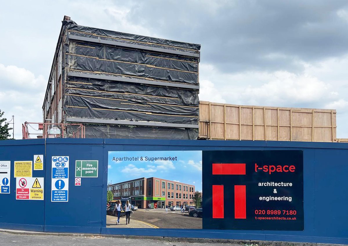TSpaceArchitect's tweet photo. Exciting to see our site sign added to another new build!
Planning secured for a retail unit on the ground floor and two apartments &amp; aparthotel on the 1st and 2nd floors.  Lower ground floor provides parking for cars &amp; bicycles, &amp; ancillary space for the aparthotel
 #newbuilduk https://t.co/0wJT9KfHZM