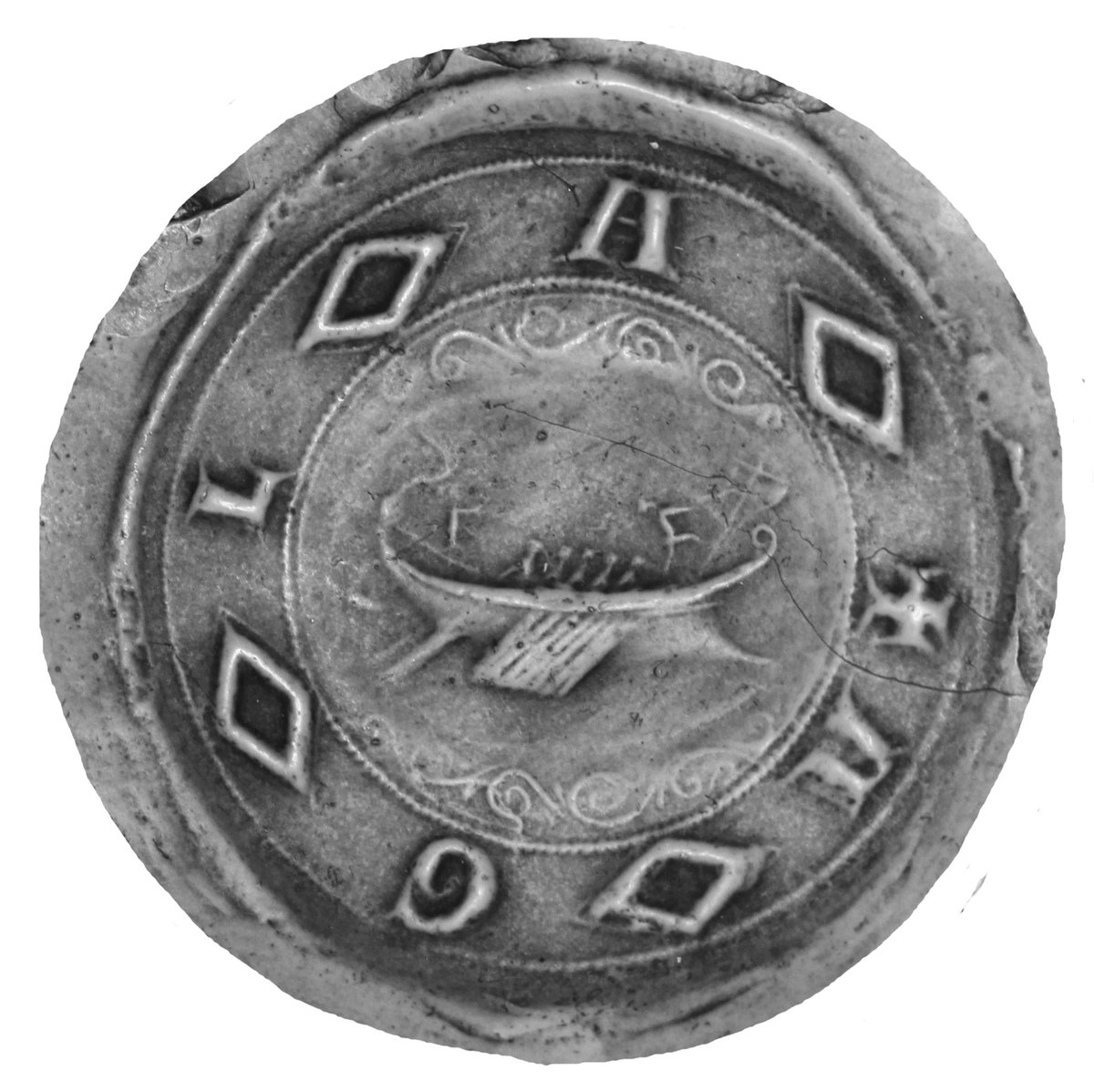 Au bateau ⚓️pour #LeSceauDuMardi avec ce contre-sceau de Marguerite de Beaumont-le-Roger, Dame de Quincy ! Une gravure élégante avec une légende stylisée … 🤩
tinyurl.com/46pvjsrz