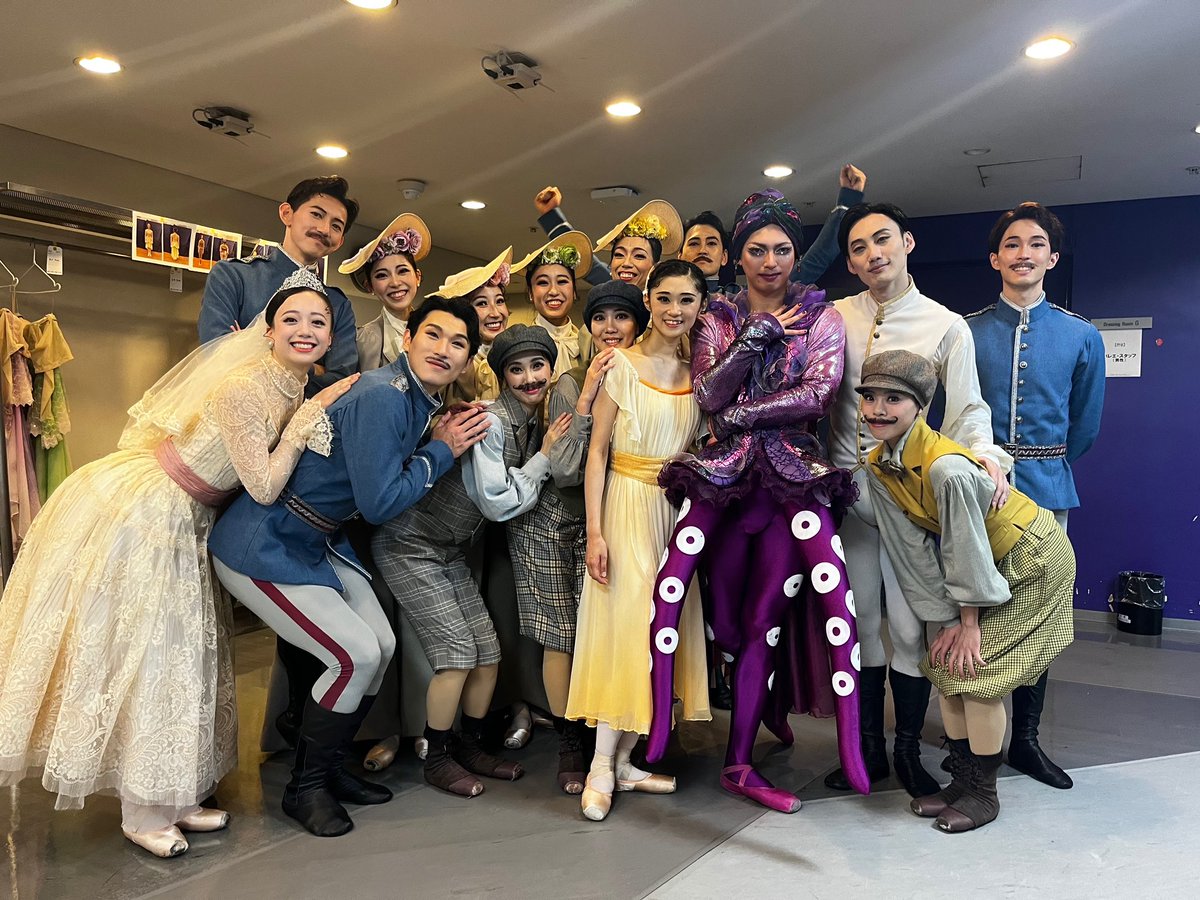 yuri__vortex's tweet photo. #こどものためのバレエ劇場
#人魚姫　全公演終演しました。お越しくださいました皆様ありがとうございました。
#新国立劇場バレエ団
#貝川鐵夫さん https://t.co/ky7gyh4kB4