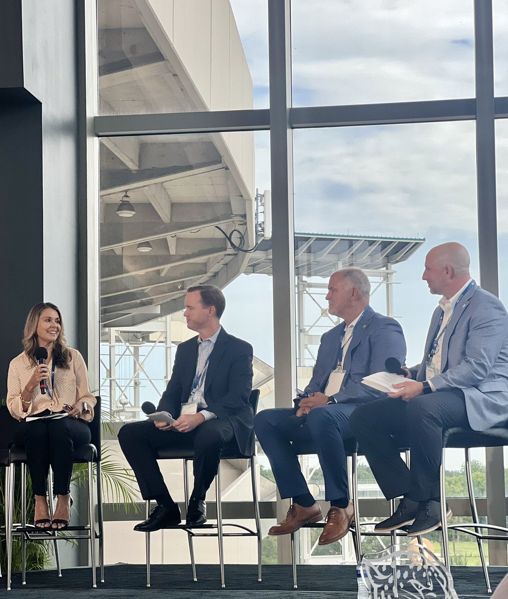 Ashley Folladori tweet media