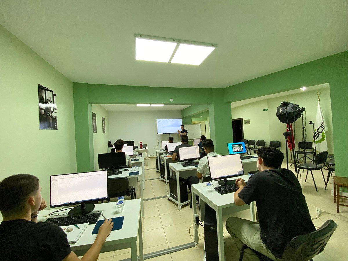 Derneğimizde üye firmalarımızın personellerine yönelik "Bilgisayar Destekli Tasarım ve Sac Metal Eğitimi" eğitimi verildi.

#eğitim
#üretim
#sanayi
#teknoloji
#makina
#samib