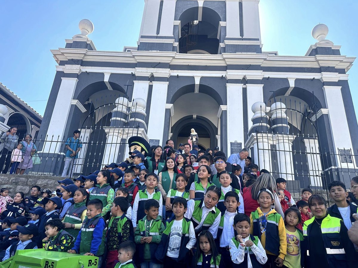 MUNICIPIOTJA's tweet photo. ¡La Santa Anita 2024 ya está aquí!
La Alcaldía inauguró la feria en la calle Ancha, donde cientos de niños y niñas han llenado de color y alegría la tradicional fiesta. Este viernes, los pequeños. https://t.co/UQqecyYM1x