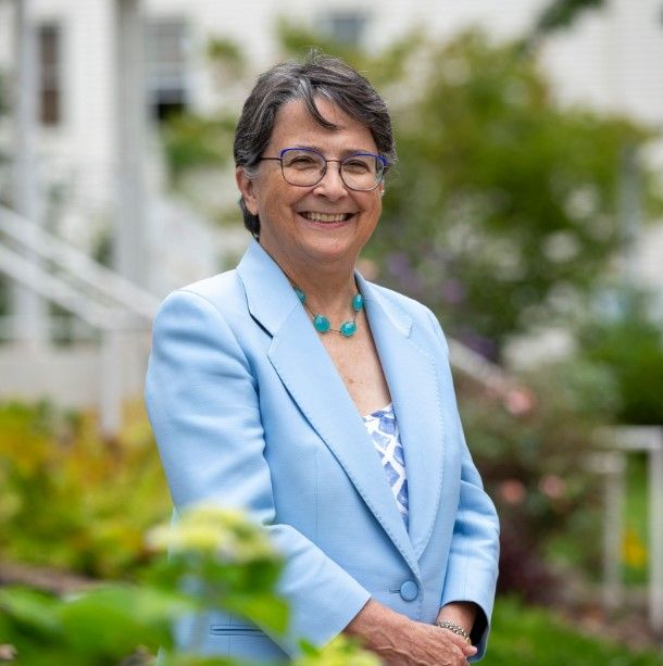 FairHavenCHC's tweet photo. 🎉 A huge congratulations to Dr. Suzanne Lagarde for the well-deserved recognition of her tireless efforts in fighting for our communities as she is awarded Advocate of the Year. Your dedication is truly inspiring. 👏 #CommunityChampion #FHCHC #VauleCHCs https://t.co/2y1TD4dXw7