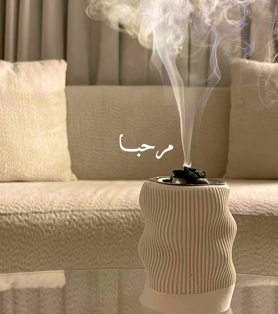 '

   من حق قلبي عليّ ،، و قلبي امبدّا
   اختـار له ڪــل م يـرفع مقـاماته