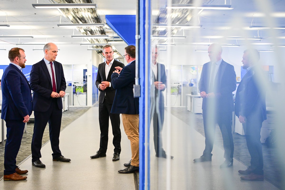 AACClydeSpace's tweet photo. We had the pleasure of hosting the UK Secretary of State for Science, Innovation and Technology, @peterkyle, in our #Glasgow office last week for a tour of our facilities and spoke about the UK Space economy, job creation in the sector and how we are #MakingSpaceForOurFuture. @SciTechgovuk #UKSpace #spacesector #spacecareers #spacetech #spaceisawesome