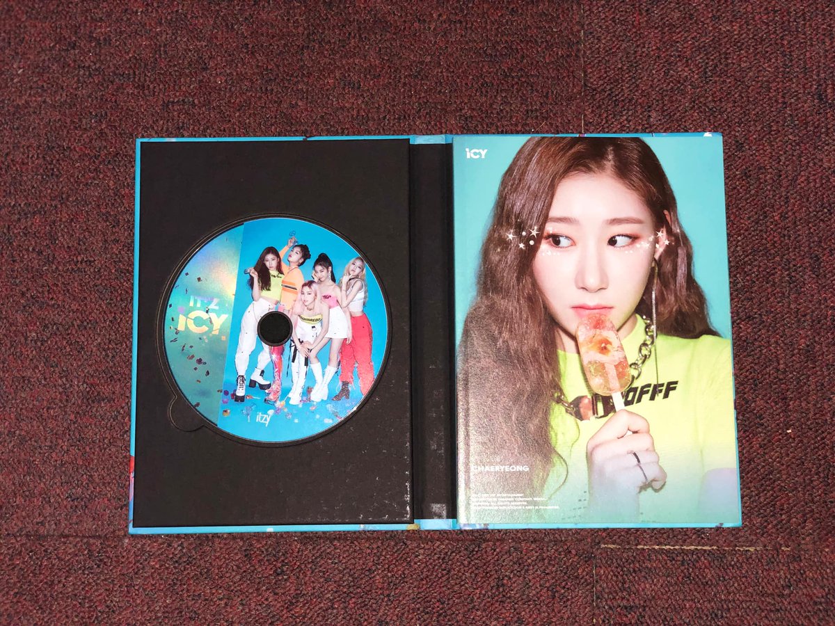 wts lfb ph itzy itz icy unsealed album~♡

; ₱200 (PB+CD)
; ₱450 if want to add a yuna &amp; ryujin poca

payo, can do 3 days dop
📍laguna
j&amp;t gcash

🏷️gg itzy yeji ryujin lia chaeryeong yuna itz icy album
