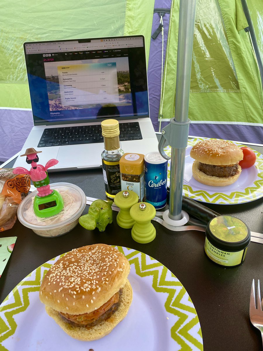 Course 1 of camping barbie with the #OlympicGames on and  waiting for #AndyMurray in the tennis doubles whenever it may start!! #summerholidays ☀️😎🎾 <a href="/BrydenStillie/">Bryden Stillie</a>