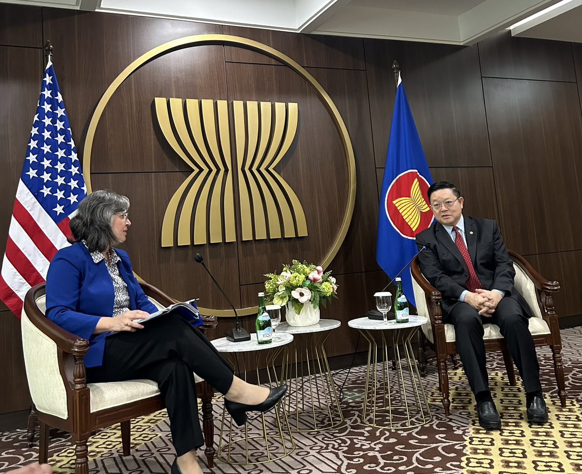 AsstSecCantor's tweet image. I was honored to meet with ASEAN Secretary-General Dr. Kao Kim Hourn in Jakarta to discuss U.S. – ASEAN cooperation and @Interior’s new U.S. – ASEAN Alliance for Protected Areas Conservation. We look forward to collaborating with @ABiodiversity on this @USAID-funded initiative.