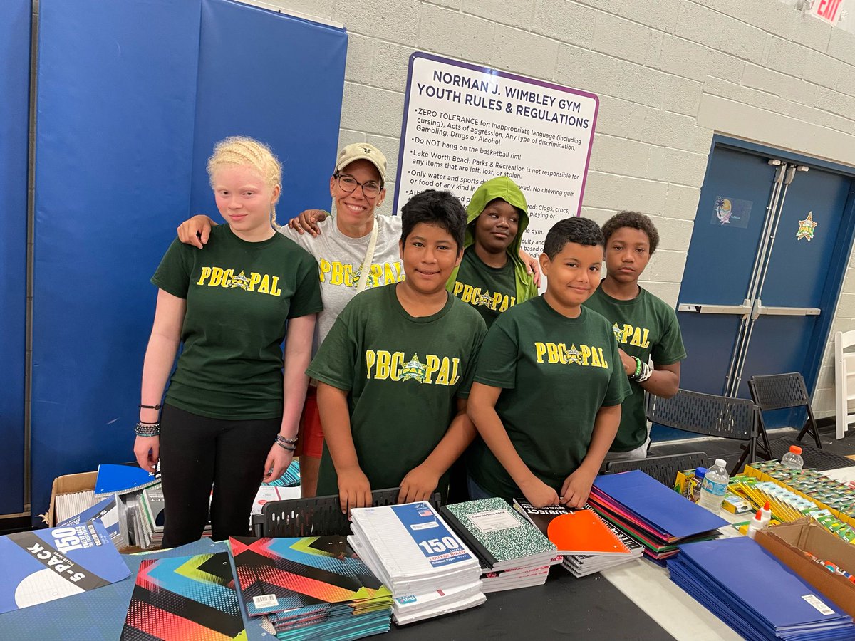 Pbcpal's tweet photo. Our PAL site in Lake Worth Beach assisted at the City of Lake Worth Beach’s “Back to School Bash.” Our youth spent the day volunteering, handing out hundreds of backpacks &amp; school supplies to school aged children of the community.  We can’t believe summer is almost over! https://t.co/HCneTioV8Z