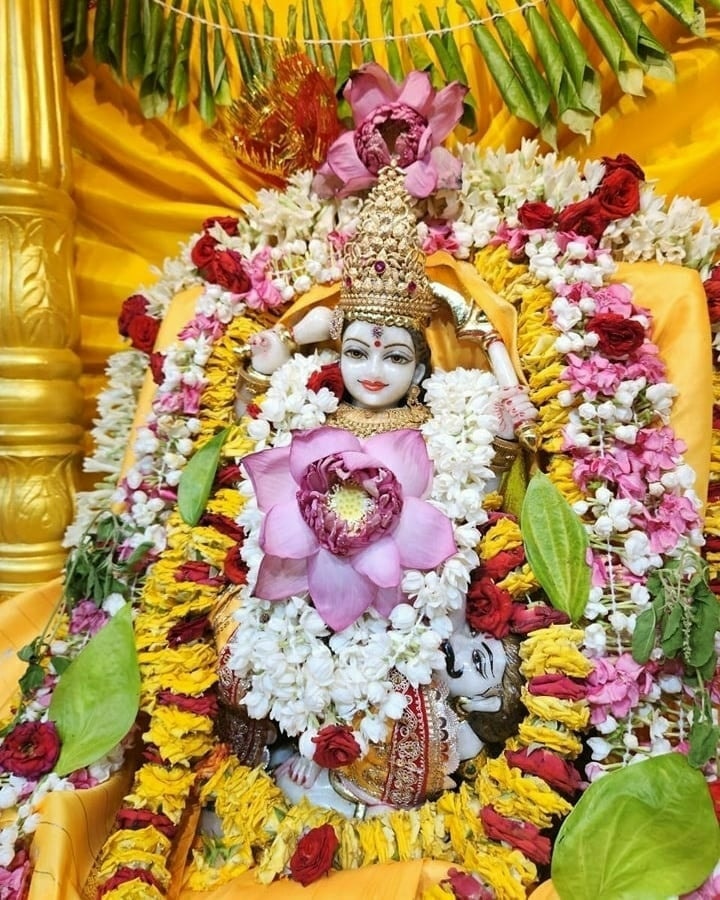 baglamukhipuja's tweet photo. माँ बगलामुखी आप सभी पर अपनी कृपा और आशीर्वाद बनाए रखें। जय माँ बगलामुखी। https://t.co/9Cq5wZrORK