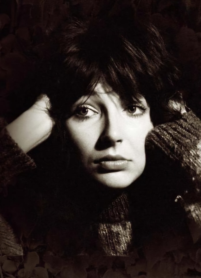 WFPK's tweet photo. Truly one of a kind. Wishing @katebushmusic a very happy 66th birthday today! What’s your favorite song by Kate? Here's one of ours. #earXtacy #katebush #katebushmusic #runningupthathill
🎧: https://t.co/H1Wnp5oSlY https://t.co/ETuN3Hsdqr