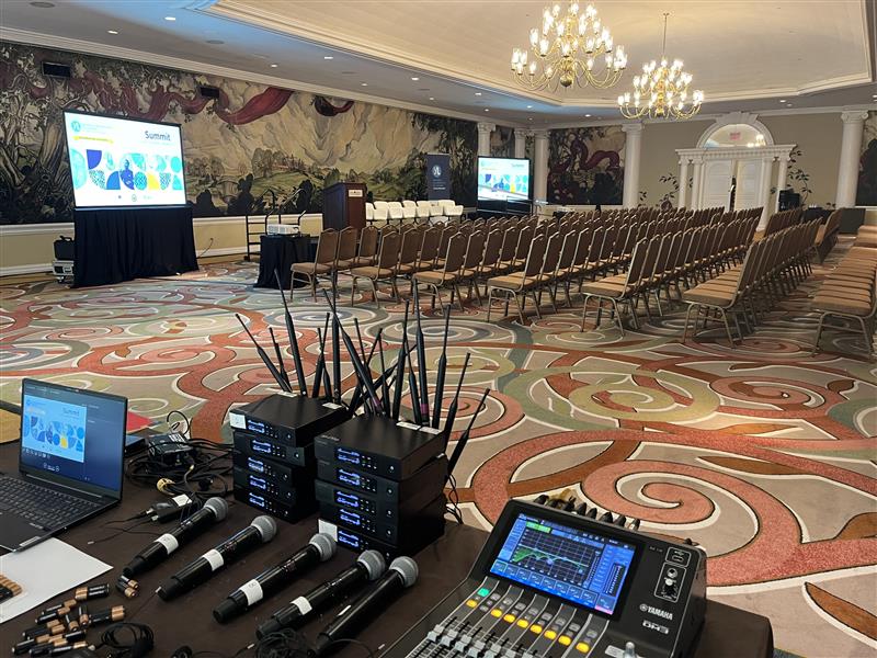keynote_event's tweet photo. Preparing for events this large takes serious organization, planning, and the right equipment! We showed up at the Omni ready to go and transformed these empty rooms to meet the audiovisual needs of the client!  📷
.
.
.
.
.
.
.
.
.
.
#audio #audiovisual #eventsdc #EventPlanning https://t.co/YxNrxvNJoK