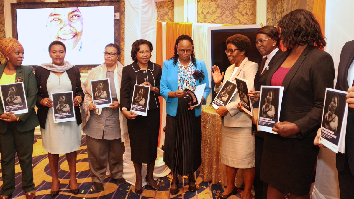 Today is World Day Against Trafficking in Persons 🌎Together with the International Association of Women Judges Kenya Chapter, we  are proud to be joined by members of the Judiciary, government officials and the Chief Justice of Kenya to pre-launch the Kenya Judicial Bench Book