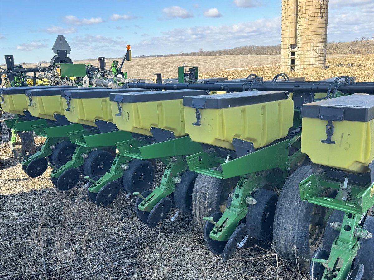 YieldTechnology's tweet image. For Sale: 2002 JOHN DEERE 1770NT 16R30

Sale Price: $29,900

Info: tractorhouse.com/listing/for-sa…

(660) 329-9590 | YieldTechnologyService.com

Consign your planter with us! Go to SellMyPlanter.com and fill out our simple form.