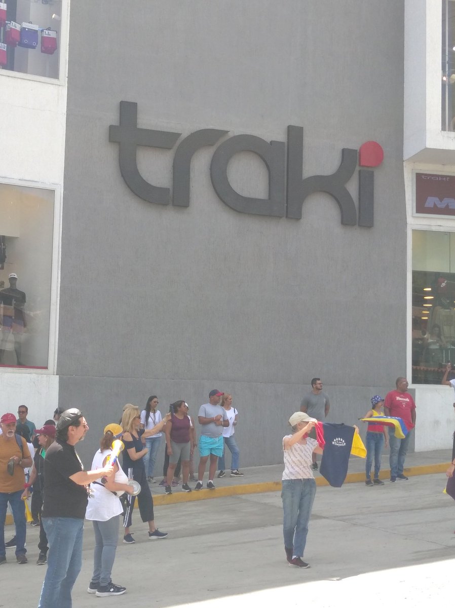 En #ElCigarral votamos y ganamos el #28Julio2024. Hoy defendemos cívicamente el triunfo de <a href="/EdmundoGU/">Edmundo González</a> y <a href="/MariaCorinaYA/">María Corina Machado</a>. 
#VENEZUELACOBRA