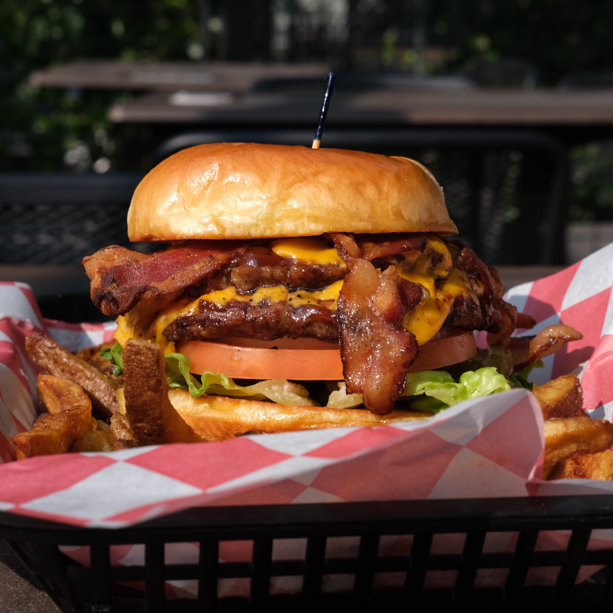 Beck's Chicago tweet media