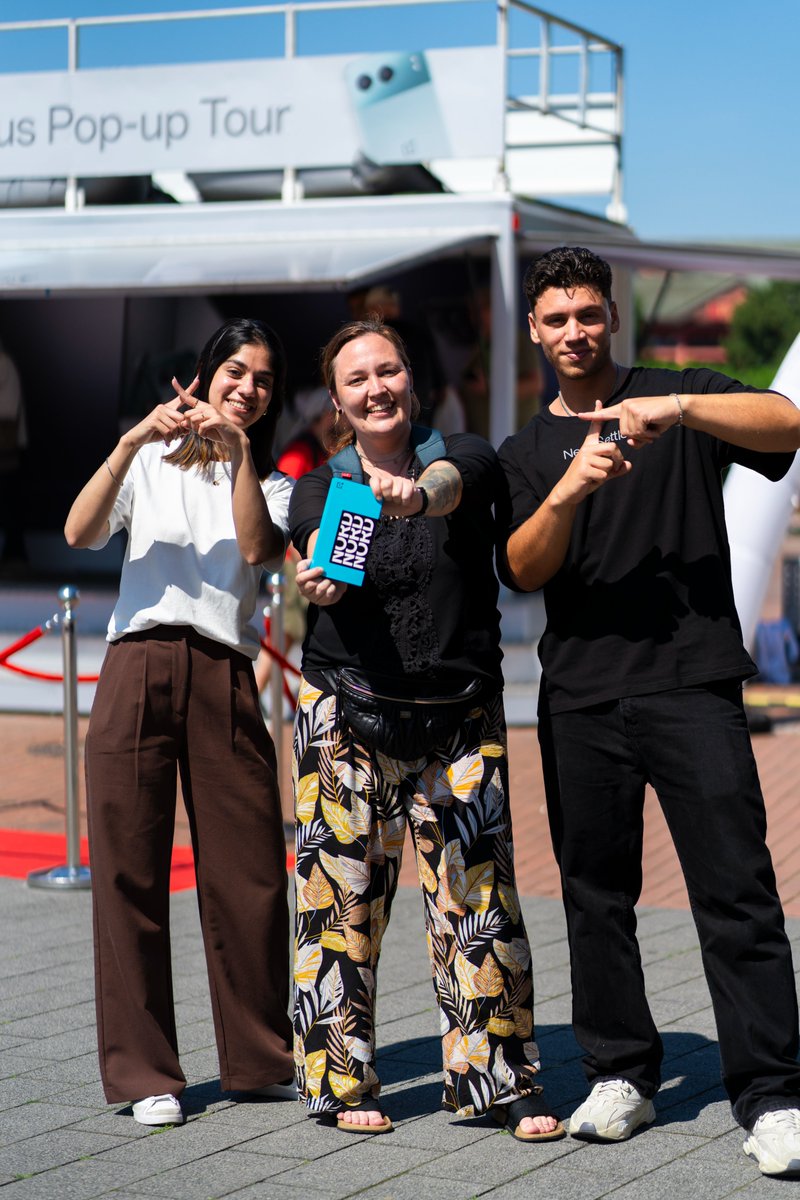 OnePlus France tweet media