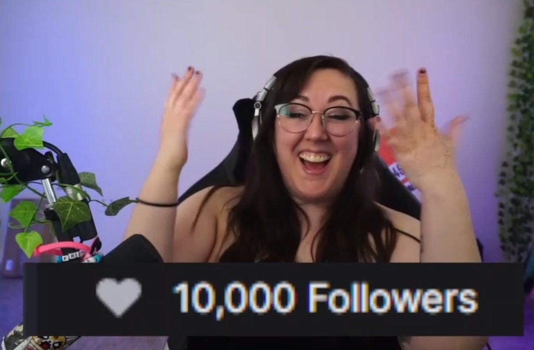 JenIsOnline's tweet image. This weekend we hit 10,000 followers on Twitch 😍

An absolutely iconic milestone. 
I am so proud and excited.
Thank you for believing in me, everyone. 
WE DID IT! 🥰🥰🥰🥰

Here's a screenshot of me happy screaming live on stream.