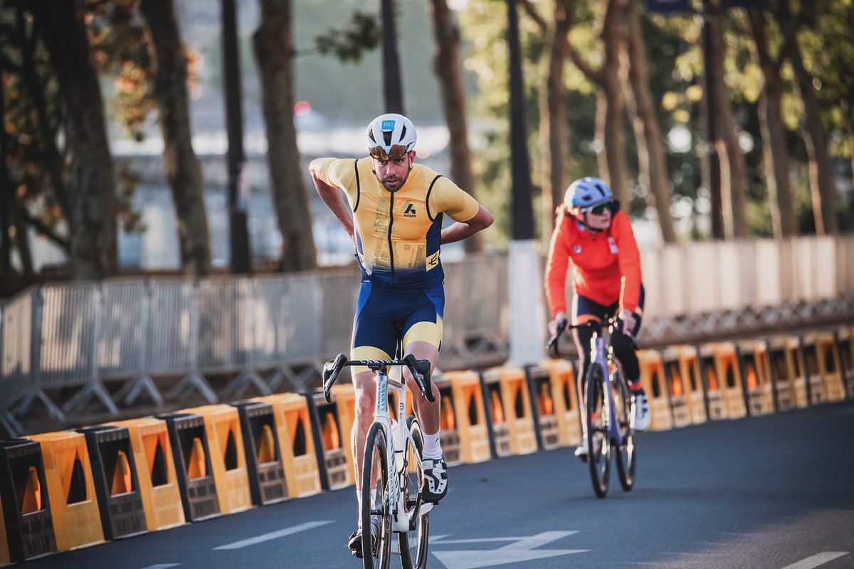 Aight….so didn’t race in the men’s triathlon at the Olympic Games today. Still r*sshole proud though 🇧🇧. Reel and come again, fingers crossed we race tomorrow 🤞🏼

📍New start time 10:45am 🇫🇷 | 4:45am 🇧🇧 | 9:45am 🇬🇧

📸 <a href="/worldtriathlon/">World Triathlon</a>