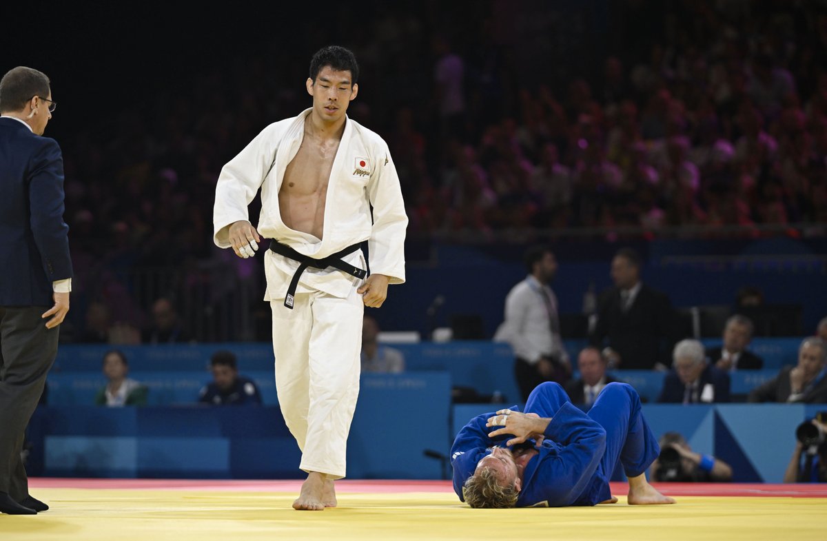 【パリ五輪速報】柔道男子81キロ級 決勝 

✨✨✨✨✨✨✨✨
🥇永瀬貴規、金メダル獲得🥇 ✨✨✨✨✨✨✨✨

81キロ級で史上初の連覇達成！日本男子史上2人目の3大会連続メダル獲得

 #パリ2024    #Olympics    
（写真：共同通信社）
※写真は準決勝のものです

 ▼五輪ニュースはこちらから