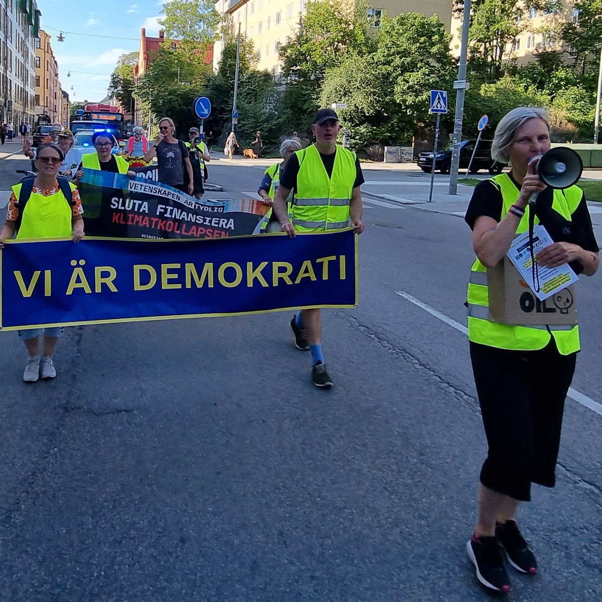 Scientist Rebellion tweet media