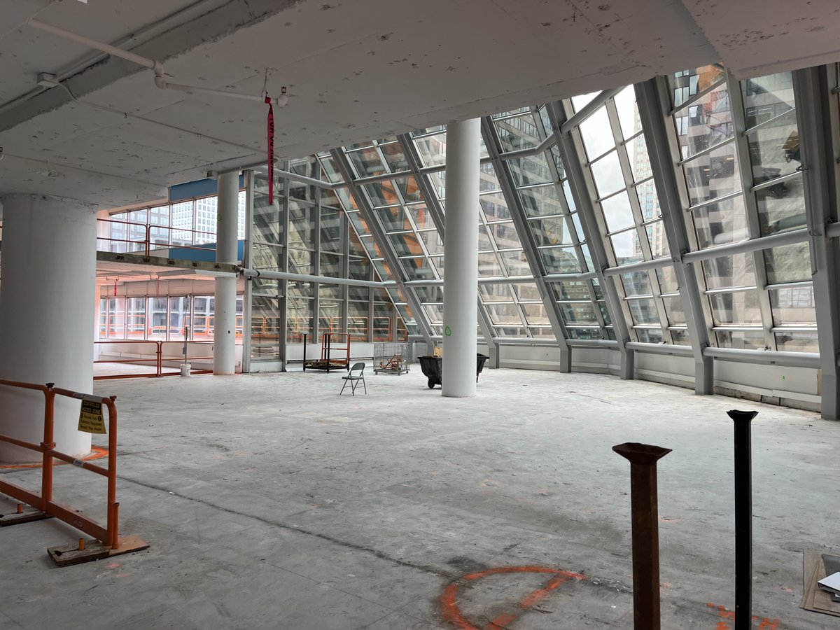 MidAmCarpenters's tweet image. Work is underway on office space way up in the 1 S. Wacker building at the heart of the loop in downtown Chicago. Our skilled members get to enjoy some awesome views of the city as they work. Not a bad way to spend your day at the office.
#MidAmCarpenters #WeBuildStrong