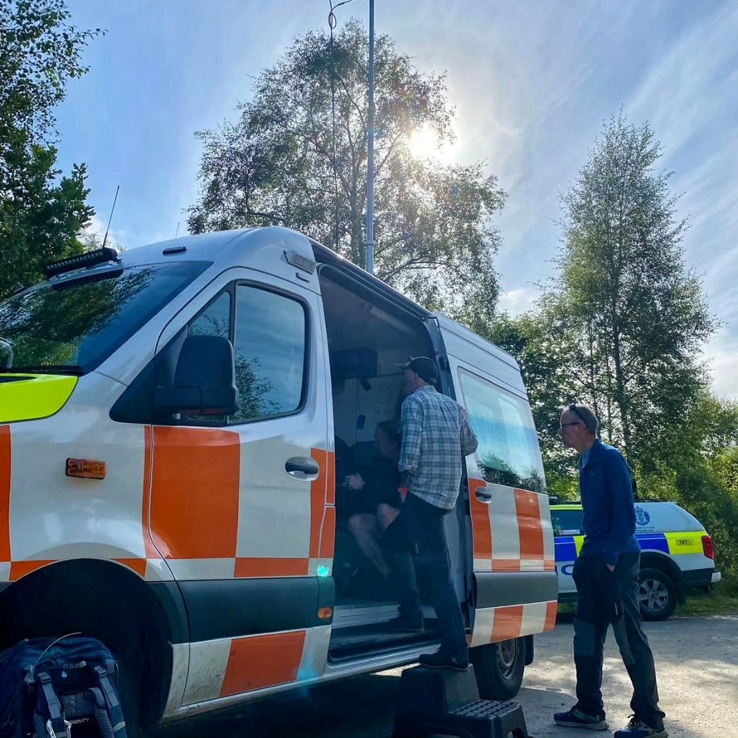 LomondMRT's tweet image. #CallOut 26/24
At 15:57 this afternoon, Lomond MRT were called to assist with a walker who had sustained a head injury on Ben Venue.
Many thanks to Maritime and Coastguard Agency and the crew of R151 for assistance at the casualty location and onward transfer to hospital.