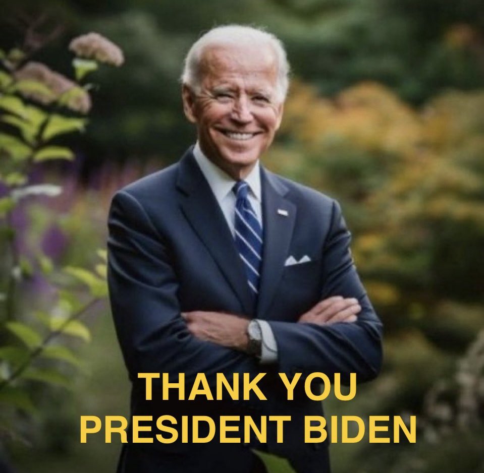 islandgirl_024's tweet photo. @ChaoticLeftistW ๐๐ #ThankYouForEverythingPresidentBiden
#CountryBeforeSelf
#StillMyPresident https://t.co/jmxDaiHvzN