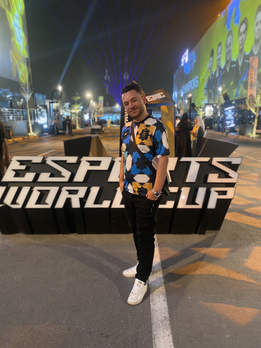 LFT/LFJ as CC, PR, Communications Specialist, Caster
I’ve a masters degree in PR
I’m a CC primarily focusing on Valorant
Twitch Partner
Riot Games &amp; Ubisoft Influencer
can speak🇩🇿🇫🇷🇬🇧
P.S.: for CC positions org must be in Challengers or above
❤️︎&amp;🔁&amp; Vouches are appreciated