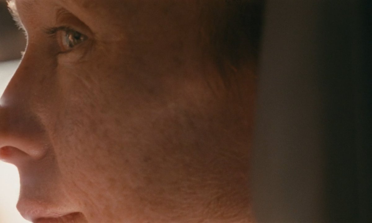 gayparanoidpark's tweet image. love how annie baker’s janet planet is framed, striking debut