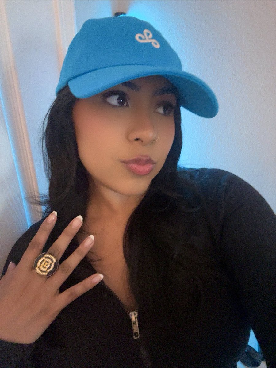 C9 Laura 🧸 tweet media