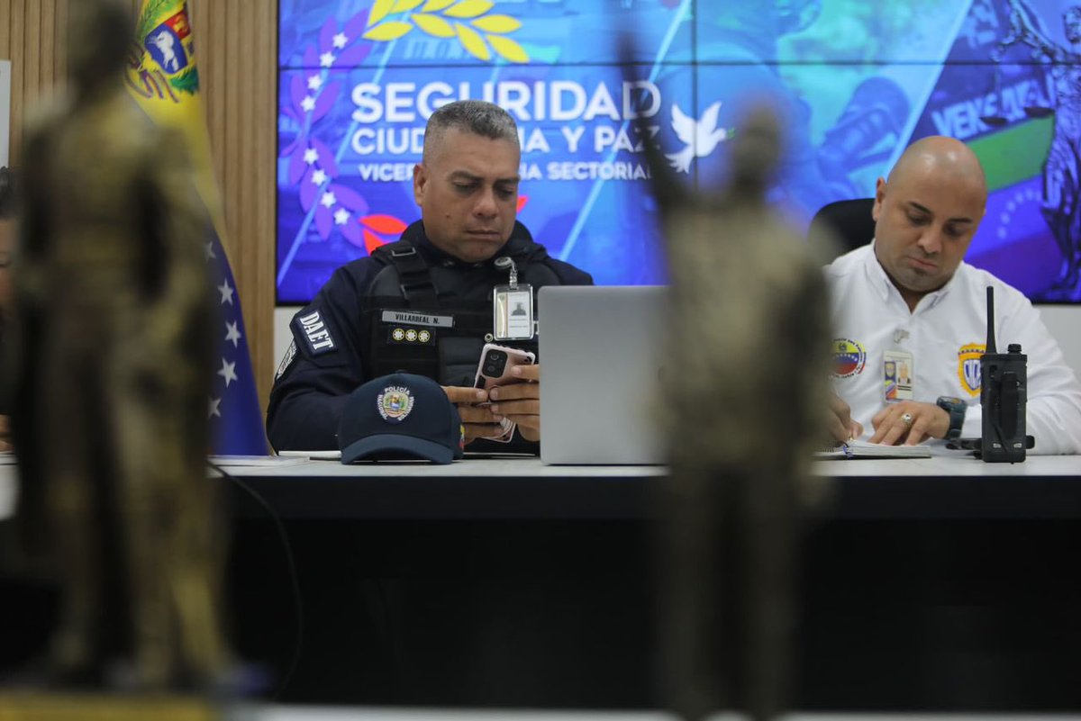 MijpVzla's tweet image. Palencia instó al pueblo venezolano a sumarse a la garantía de la paz, evitando información sesgada de las redes sociales, que obstruyan la tranquilidad de la ciudadanía, tras la decisión del pueblo expresada en los Comicios Presidenciales el pasado #28J.