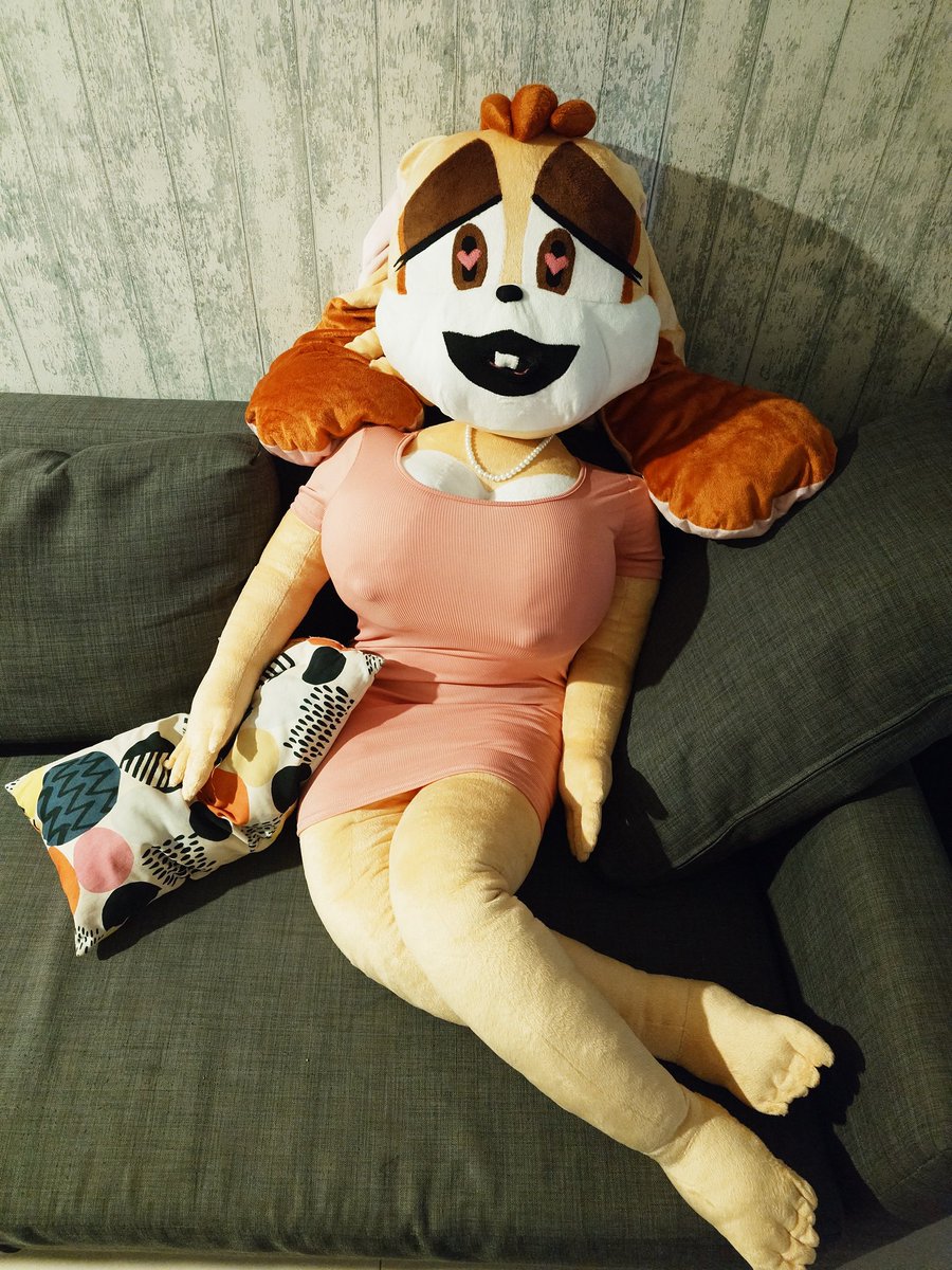 UraApul2's tweet photo. My my, I wasn't expecting you to take me out for dinner. What a sweet gentleman you are. ❤️
Mommy feeling a little woozy after the wine.

#Plush #Plushies #Plushophile #Anthro #NSFW #VanillaRabbit #Furry https://t.co/cxP0B3wpbt