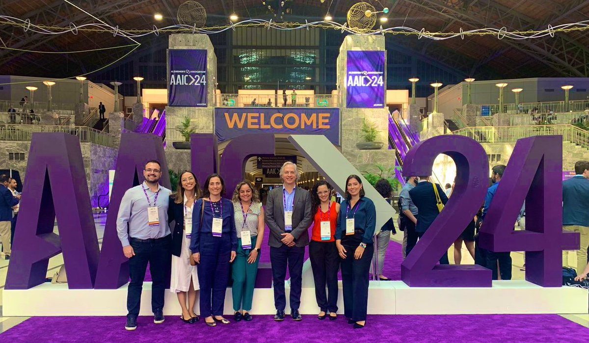 Elisa Resende (@elisa_resende_) on Twitter photo #UFMG team at #AAIC2024. Thank you <a href="/alzassociation/">Alzheimer's Association</a> for supporting our research and for supporting our students and early career researchers to present their work to the community this week. #UFMG team at #AAIC2024. Thank you <a href="/alzassociation/">Alzheimer's Association</a> for supporting our research and for supporting our students and early career researchers to present their work to the community this week.