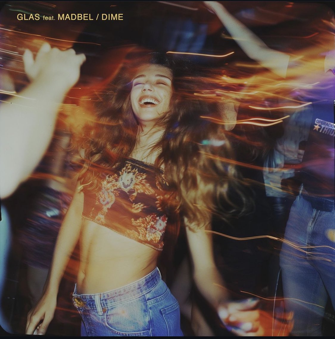 En el verano del 2003 estábamos tumbados en la arena de la playa con un calipo y un discman donde sonó más de una vez este TEMAZO

A las 00h sale nuestra versión junto con Madbel de ‘Dime’ de Beth.  

Vamos a convertir la nostalgia en puro baile 🔥