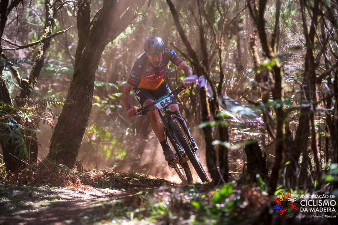 luis_roxa's tweet photo. #xco #MTB #crosscountry #btt #bttlife #adgalomar https://t.co/m7K4BJsV66