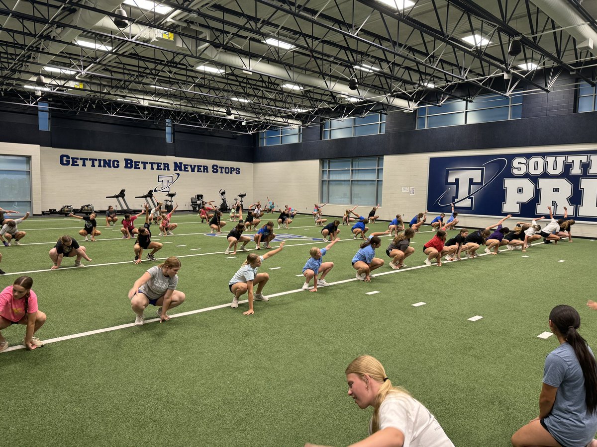 Titan Softball tweet media