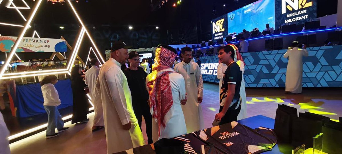 مشاركتنا في كأس العالم للرياضات الالكترونية 🤩💛

#EWC #stcplay