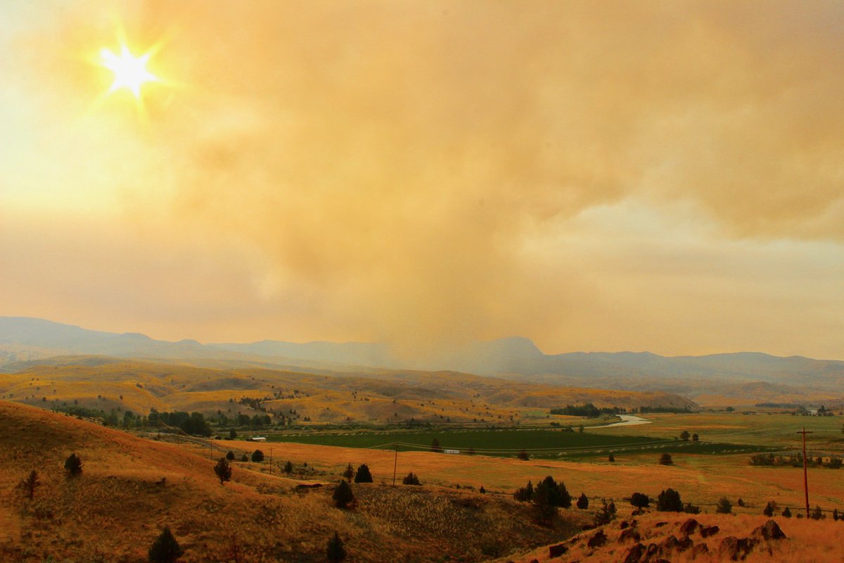 We have compiled this list of <a href="/OregonState/">Oregon State University</a> wildfire experts for journalists looking for sources: beav.es/oqQ.