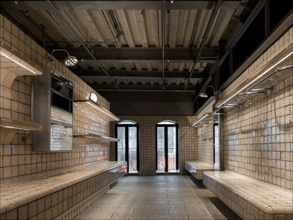CaadDesign's tweet photo. El nuevo MASONPRINCE en Shanghái, una maravilla de 600 m², fusiona diseño surrealista y estética clásica. ¡Una experiencia de compra única! 

Diseño: TOMO 
Localidad: Shanghai, China
Fuente: superfuture
https://t.co/zMS6E5Cm2S 

#loveisinretail #retail #retaildesign https://t.co/CyfZr1YJdY