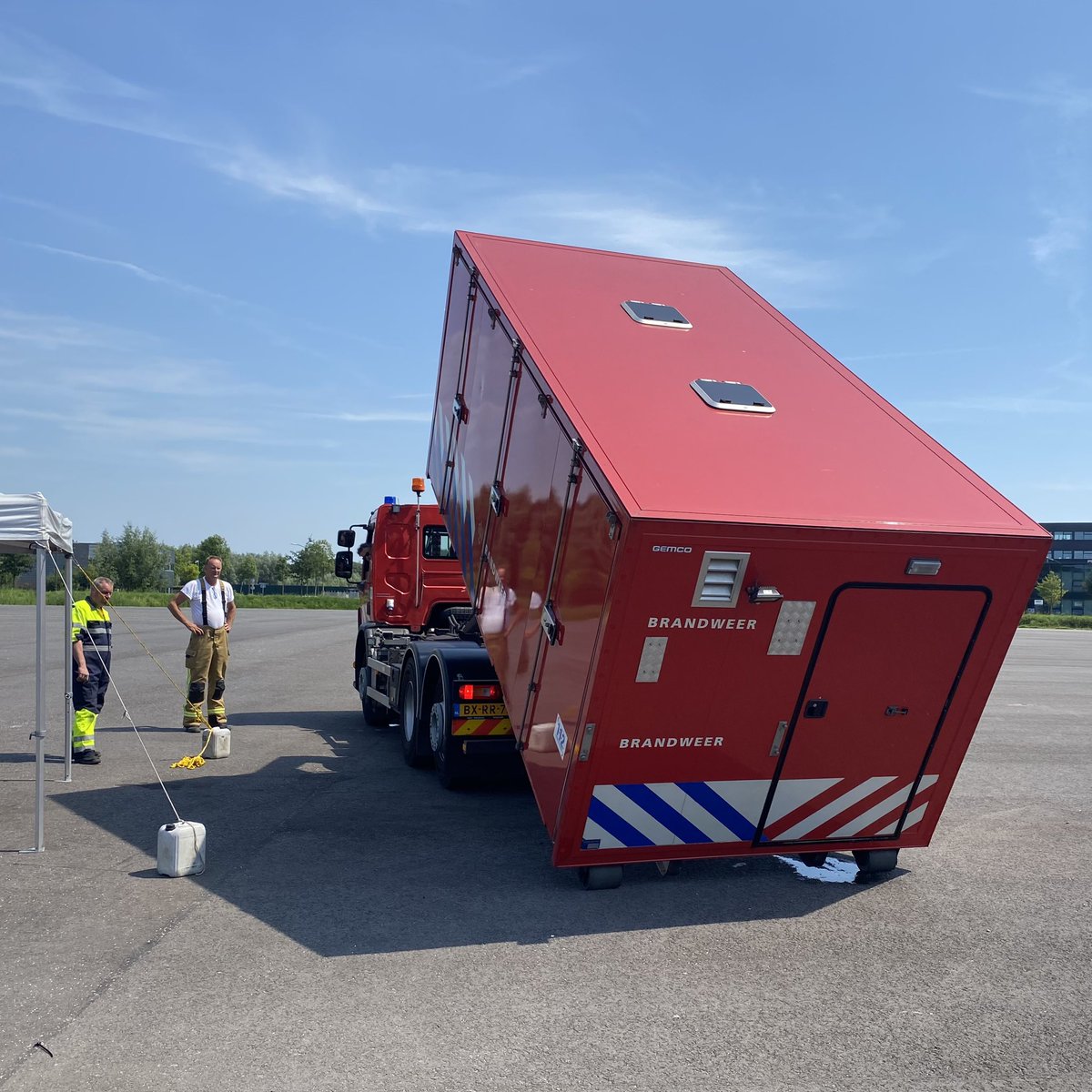 Noodhulpteam Zuid-Holland Zuid tweet media