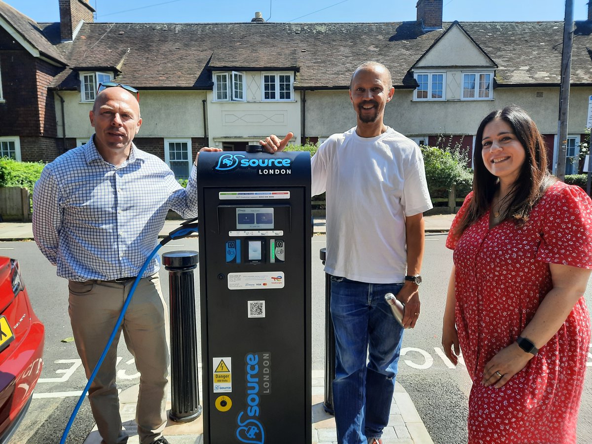 Haringey Council (@haringeycouncil) on Twitter photo Leading the charge with the roll-out of EV infrastructure 🚗🔌
Leader <a href="/perayahmet/">Peray Ahmet</a> & Cabinet Member <a href="/mikehakata/">Mike Hakata</a> visit a new EV charging point installed in Lymington Avenue, Noel Park.
#Haringey now has 245 EV charging points, with more to follow.
bit.ly/4c5PJKN Leading the charge with the roll-out of EV infrastructure 🚗🔌
Leader <a href="/perayahmet/">Peray Ahmet</a> & Cabinet Member <a href="/mikehakata/">Mike Hakata</a> visit a new EV charging point installed in Lymington Avenue, Noel Park.
#Haringey now has 245 EV charging points, with more to follow.
bit.ly/4c5PJKN